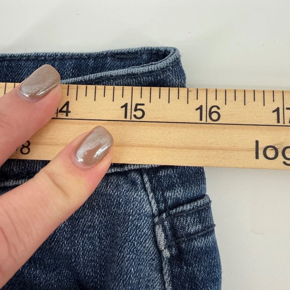 Judy Blue Los Angeles Women Size 28 Blue Denim Button Fly Cuffed Shorts JB15007‎